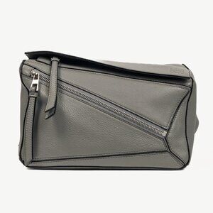 Loewe Puzzle Pearl Grey Classic Calfskin Bumbag